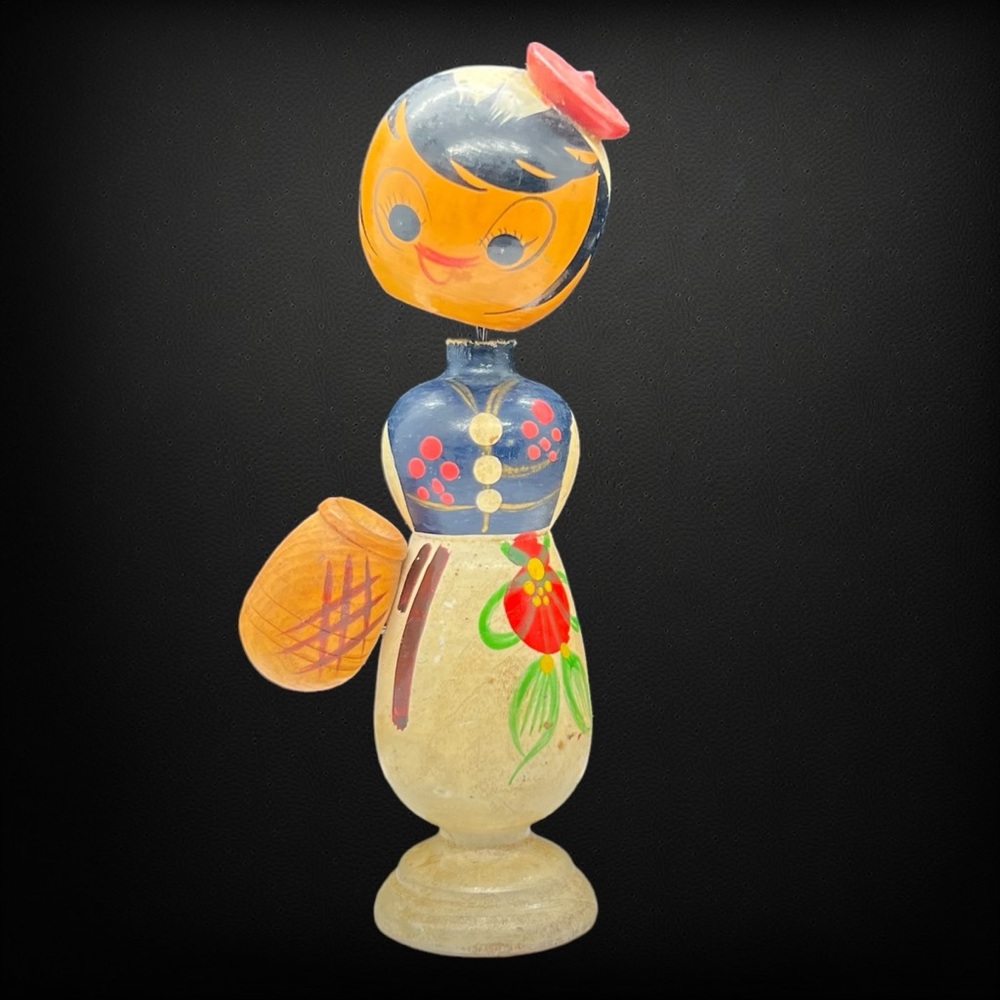 Vintage Korean & Japanese Kokeshi Bobble Head Dolls - Picture 8 of 13